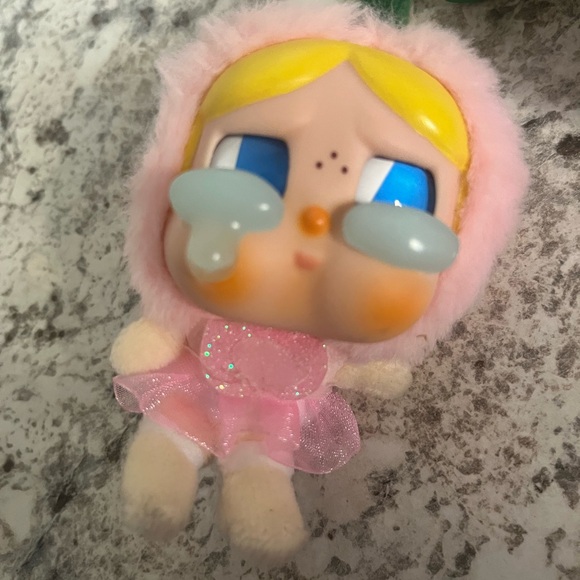 Adorable Plush crybaby Keychains - Pink and Red - Picture 3 of 4